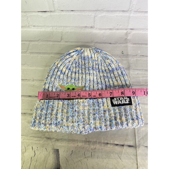 NEW Star Wars The Child Baby Yoda Knit Beanie Hat Cap Adult OSFM - Picture 4 of 5